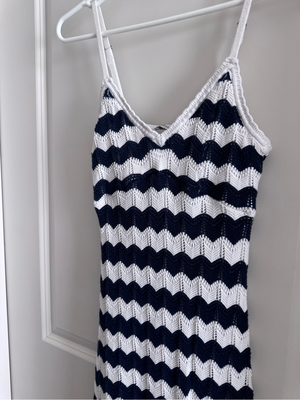 Hollister Navy and White Chevron Knit Maxi Dress - Picture 3 of 3